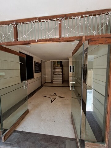2 BHK Apartment – Exterior View View at Khar West - for Rent