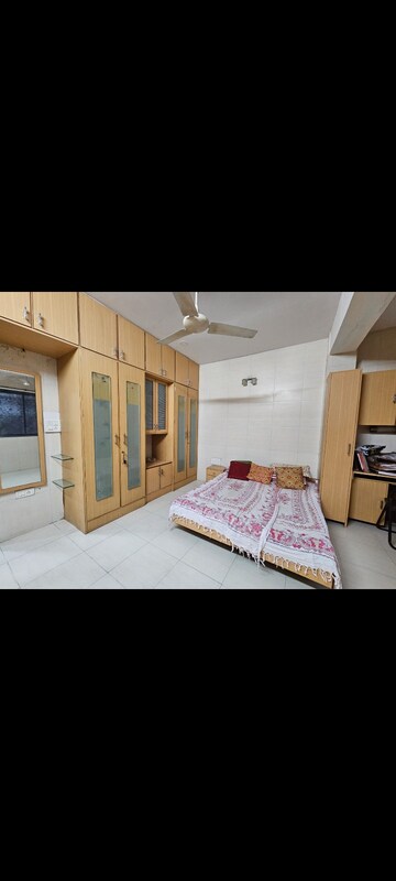 Bedroom in 1 BHK Apartment at Dadar West – for Rent