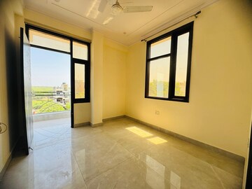 Room in 1 BHK Builder Floor at Palm Residency Chhatarpur, Chattarpur – for Rent