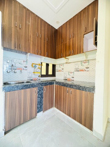 Kitchen in 1 BHK Builder Floor at Palm Residency Chhatarpur, Chattarpur – for Rent