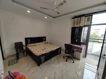 Bedroom in 1 BHK Builder Floor at Malviya Nagar – for Rent