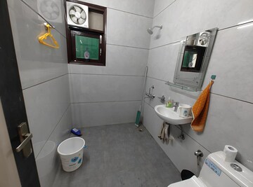 Bathroom in 1 BHK Builder Floor at Malviya Nagar – for Rent