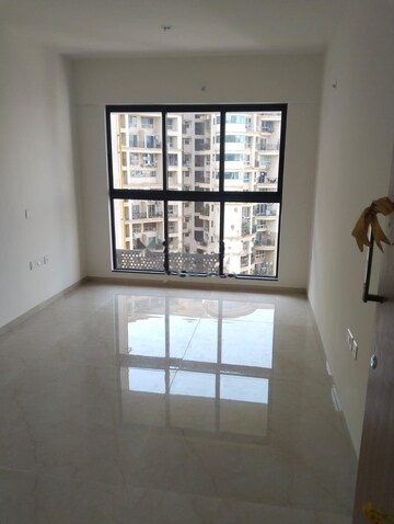 Room in 1 BHK Apartment at Godrej Urban Park, Chandivali – for Rent