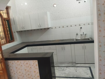 Kitchen in 2 BHK Independent House at Gomti Nagar – for Rent