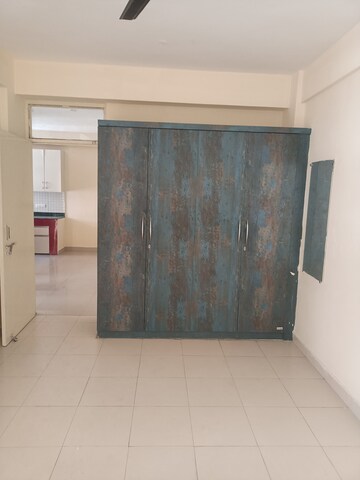 Furnished Amenities in 2 BHK Apartment at Signature Global SCO, Sohna Sector 36 – for Rent
