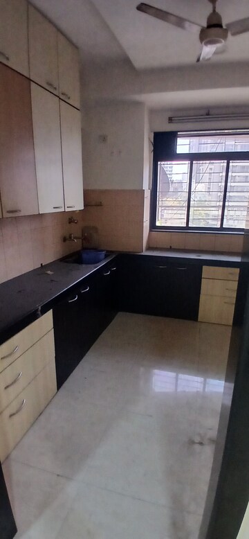 Kitchen in 3 BHK Apartment at Dinesh Mahal Apartment, Matunga – for Sale