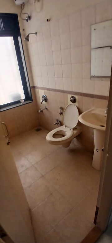 Bathroom in 3 BHK Apartment at Dinesh Mahal Apartment, Matunga – for Sale