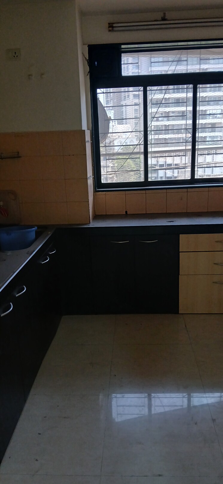 Kitchen, dinesh-mahal-apartment 3 Bedroom 1000 Sq.Ft. Apartment In Matunga Mumbai 8300140