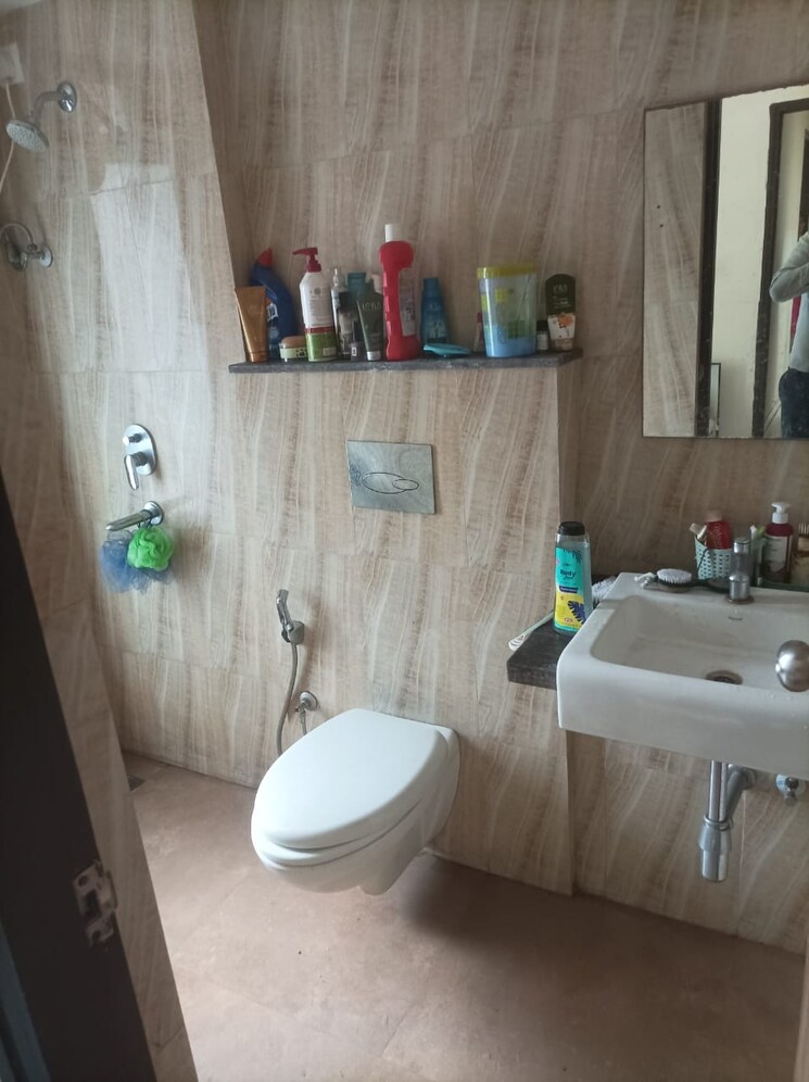 Bathroom, lodha-amara 2 Bedroom 672 Sq.Ft. Apartment In Kolshet Road Thane 8300172