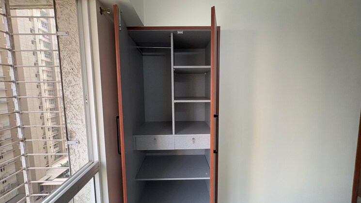 undefined, lodha-amara 2 Bedroom 672 Sq.Ft. Apartment In Kolshet Road Thane 8300172