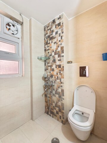 Bathroom in 1 BHK Builder Floor at Sector 26 – for Rent