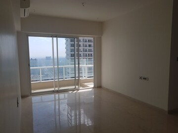 2 BHK Apartment For Rent in Omkar Alta Monte, Malad East