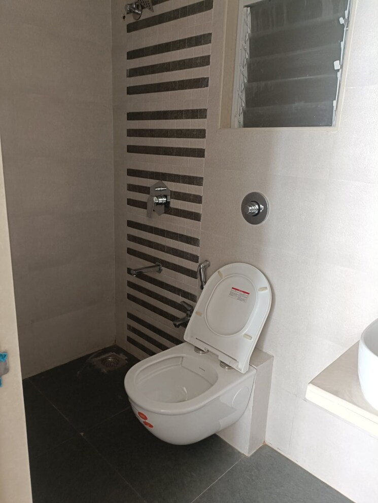 Bathroom, jvm-corner-stone 1 Bedroom 454 Sq.Ft. Apartment In Naupada Thane 8300332