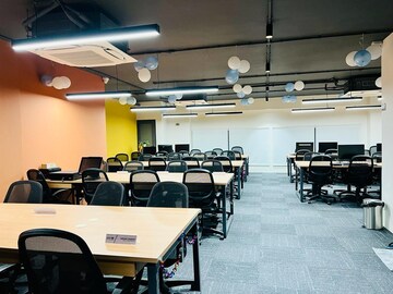  Office Space For Rent in Vastrapur