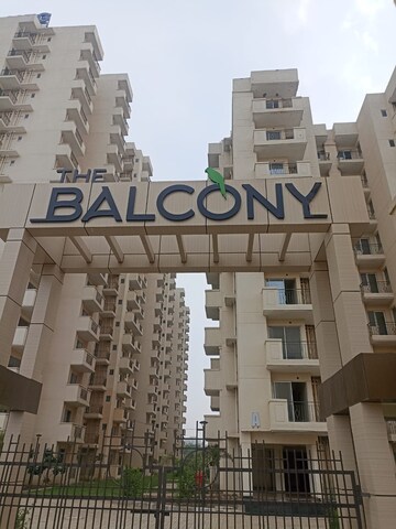 2 BHK Apartment For Rent in MRG The Balcony, Sector 93