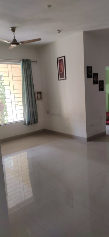 Room in 3 BHK Apartment at Marigold Avenue, Bavdhan – for Rent