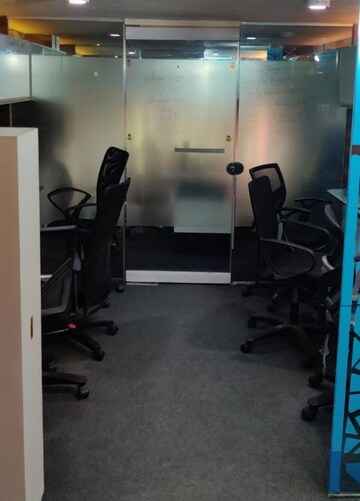 Gym in  Office Space at Xth Central Mall, Kandivali West – for Rent