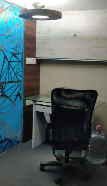 Furnished Amenities in  Office Space at Xth Central Mall, Kandivali West – for Rent