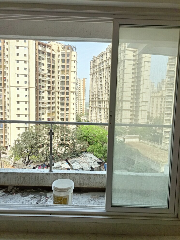 Balcony, rosa-manhattan 3 Bedroom 1023 Sq.Ft. Apartment In Ghodbunder Road Thane 8300866