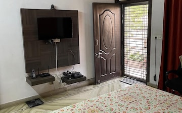 4 BHK Builder Floor For Sale in Nehru Nagar