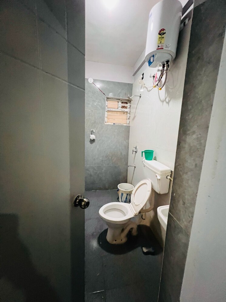Bathroom, reliaable-elegaance 1.5 Bedroom 700 Sq.Ft. Apartment In Huskur Bangalore 8300921