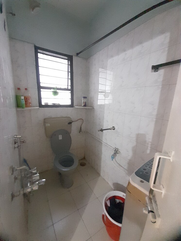 Bathroom, mahatma society 2 Bedroom 1050 Sq.Ft. Apartment In Mahatma Society Pune 8300927