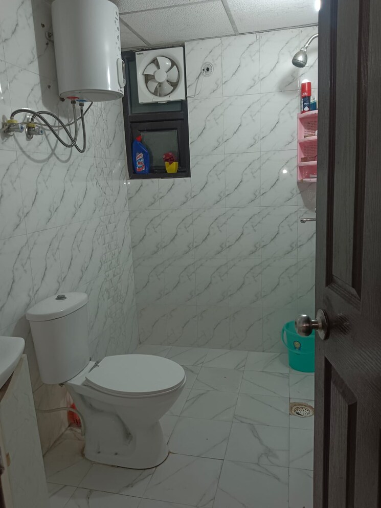 Bathroom, high-end-paradise-i 3 Bedroom 1275 Sq.Ft. Apartment In Murad Nagar Ghaziabad 8300941