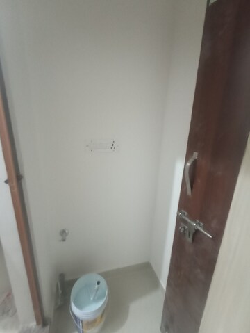 Furnished Amenities in 1 BHK Builder Floor at Muneshwara Nagar – for Rent
