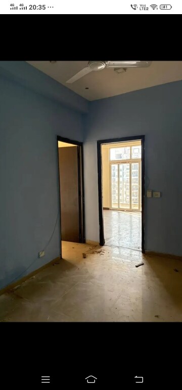 Room in 2 BHK Apartment at Mahagun Mywoods, Sector 16c Greater Noida – for Rent