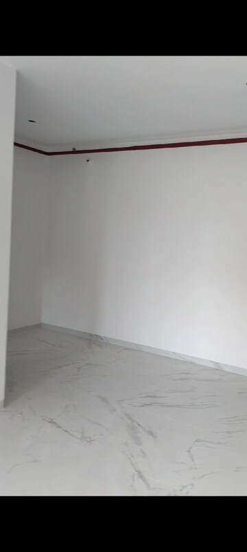 Room in 2 BHK Apartment at Anant Tara, Kandivali West – for Rent