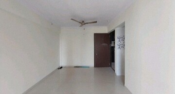 Room in 2 BHK Apartment at Raunak Unnathi Woods Phase 6, Ghodbunder Road – for Sale