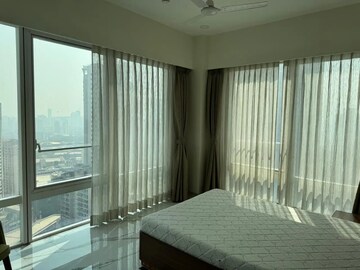 Bedroom in 4 BHK Apartment at Indiabulls Blu, Worli – for Rent