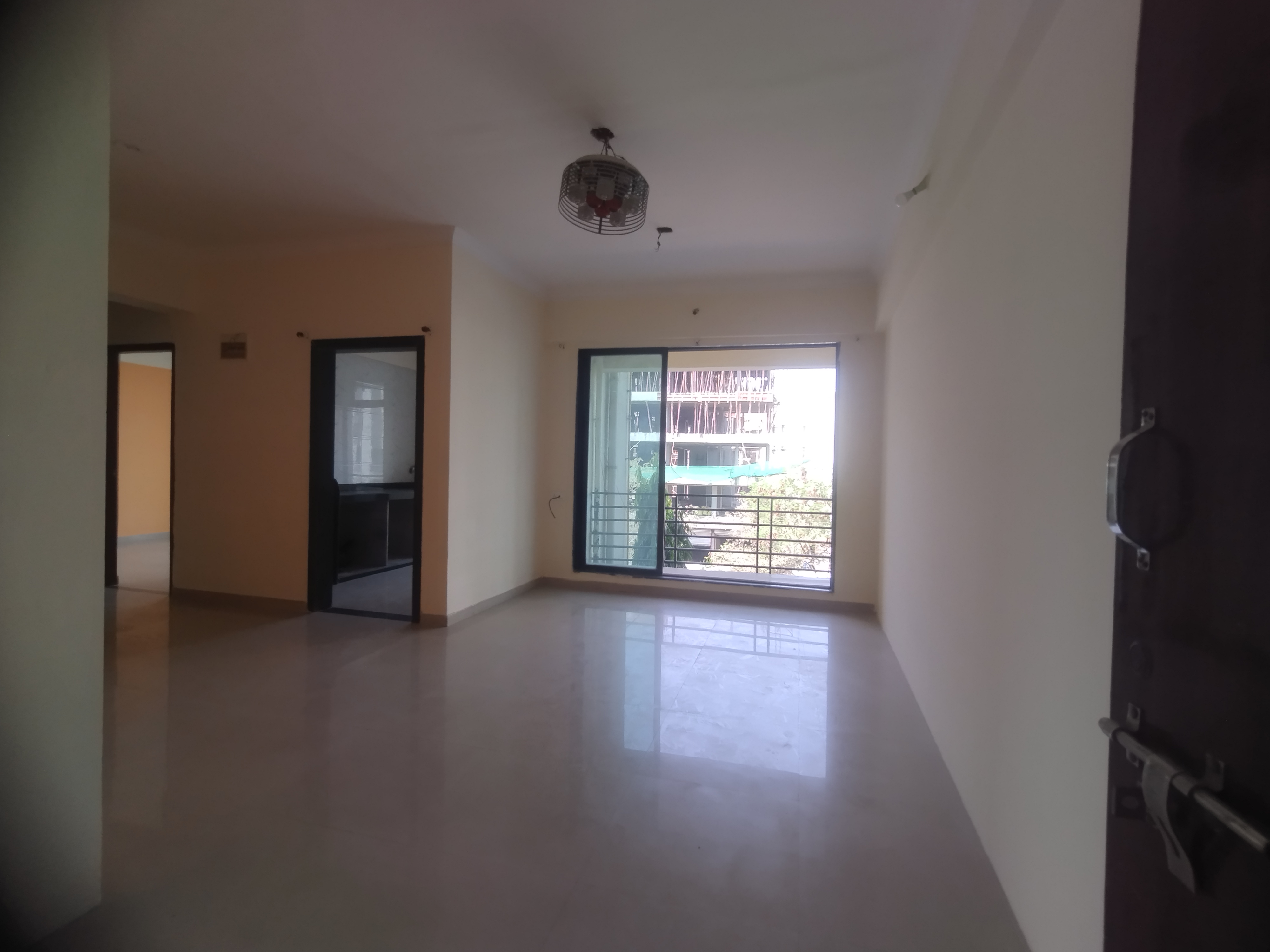 3 BHK 1800 Sq.Ft. Apartment in Shakti Residency