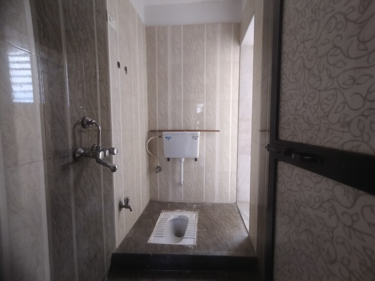 Bathroom, shakti-residency 3 Bedroom 1800 Sq.Ft. Apartment In Ulwe Navi Mumbai 8301036