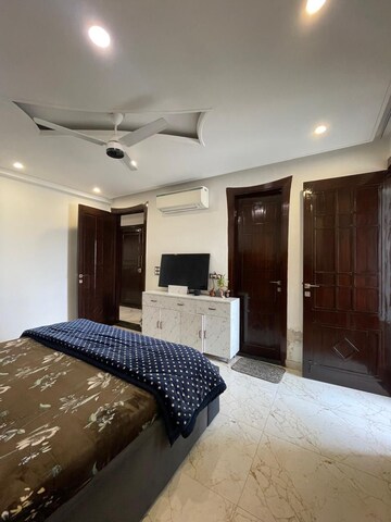 Bedroom in 4 BHK Builder Floor at Parklands, Sector 85 – for Sale