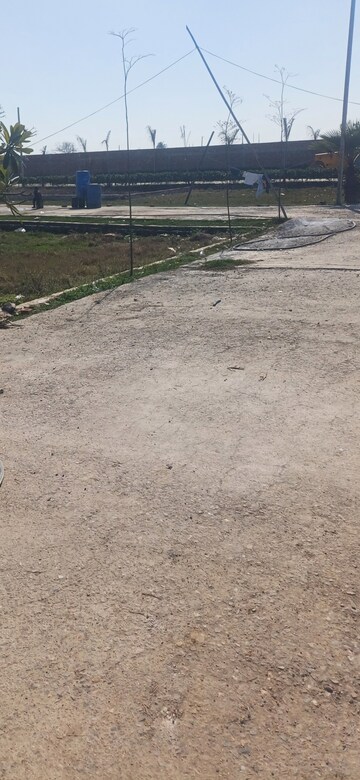  Plot For Sale in Jewar