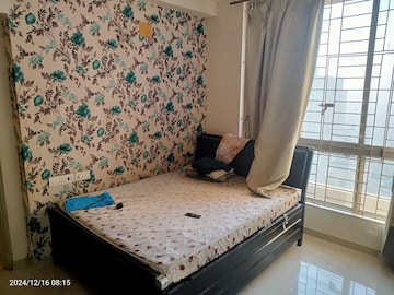 Bedroom in 1.5 BHK Apartment at Hiranandani Lavinia, Ghodbunder Road – for Rent
