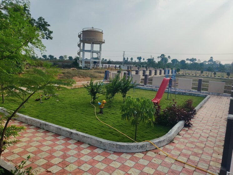 Garden, bibinagar  100 Sq.Yd. Plot In Bibinagar Hyderabad 8301071