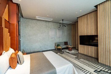 Bedroom in 4 BHK Apartment at Lodha World One, Worli – for Rent