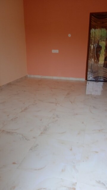 Master Bedroom in 2 BHK Independent House at Koradi rd – for Sale