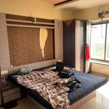 Bedroom in 5 BHK Apartment at Moraj Palm Paradise, Palm Beach Road – for Rent
