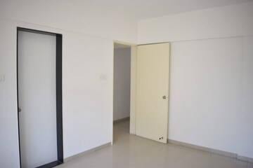 Room in 3 BHK Apartment at Paranjape Athashri, Baner – for Sale