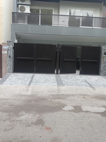 4 BHK Builder Floor – Exterior View View at Safdarjung Enclave - for Sale