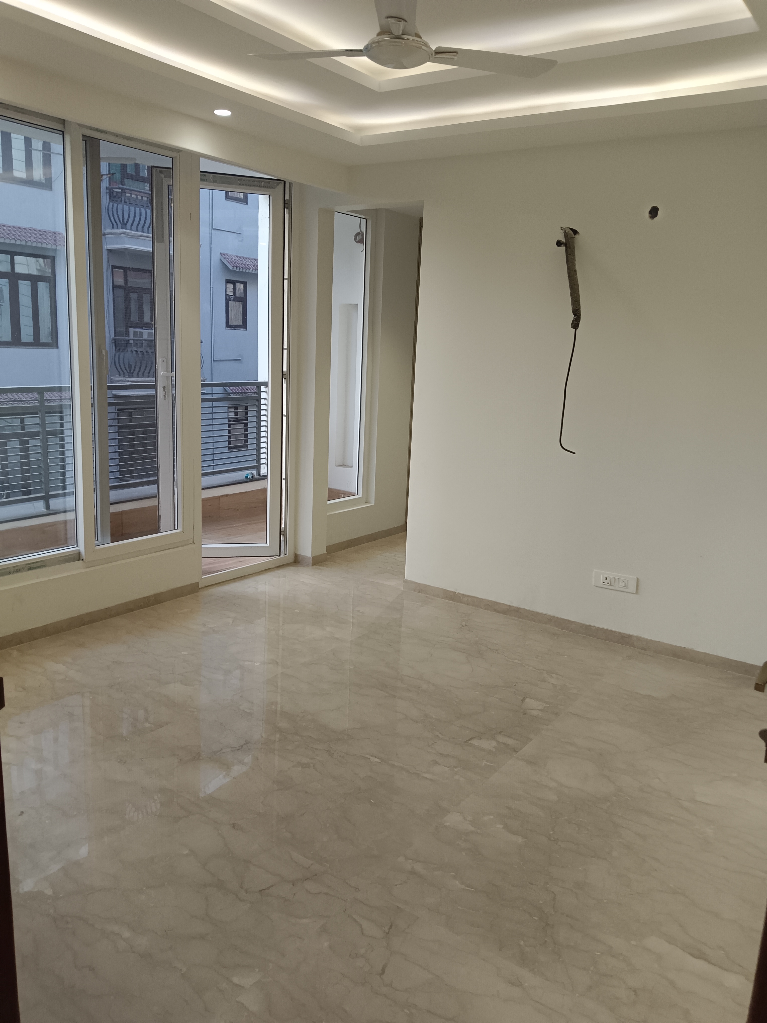 4 BHK + Servant Room Builder Floor For Sale in Soami Nagar 