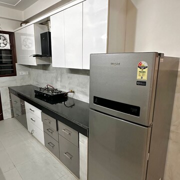 Kitchen in 3 BHK Builder Floor at Sector 43 – for Rent