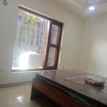 Bedroom in 3 BHK Apartment at Ansal Sushant Lok I, Sector 43 – for Rent