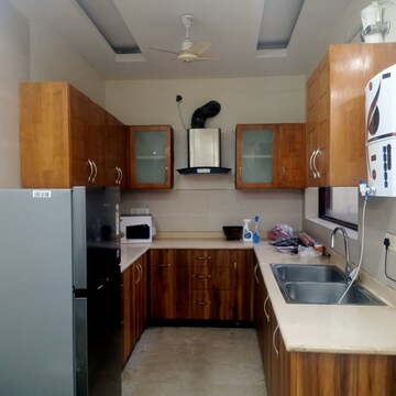 Kitchen in 3 BHK Apartment at Ansal Sushant Lok I, Sector 43 – for Rent
