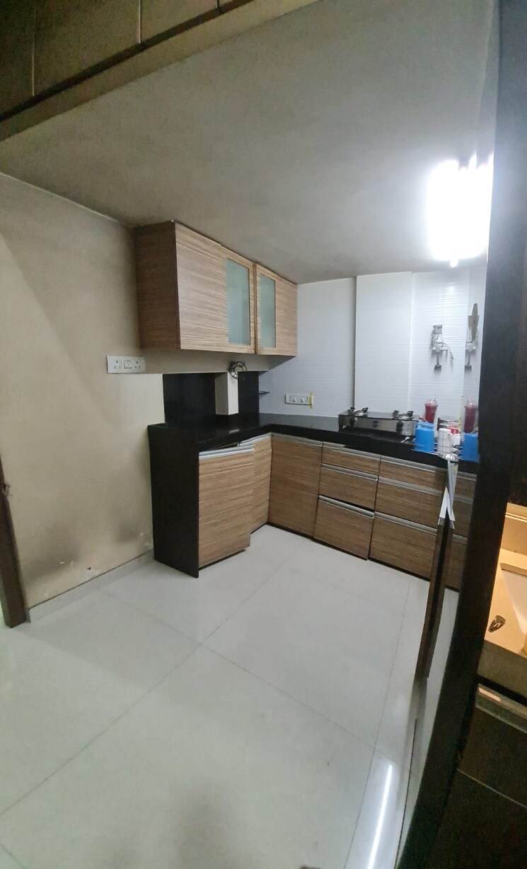 Kitchen, worli 2.5 Bedroom 1000 Sq.Ft. Apartment In Worli Mumbai 8301243