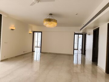 Room in 3.5 BHK Apartment at M3M Golf Estate, Sector 65 – for Rent
