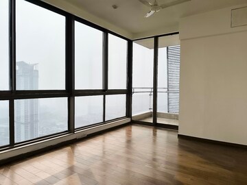 Room in 3.5 BHK Apartment at M3M Golf Estate, Sector 65 – for Rent